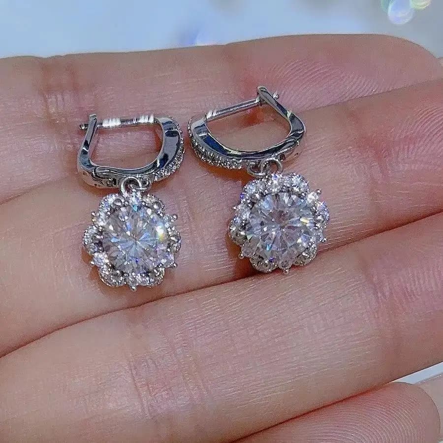 Orecchini a cerchio principessa Moissanite di fascia alta, orecchini con diamanti Moissanite alla moda