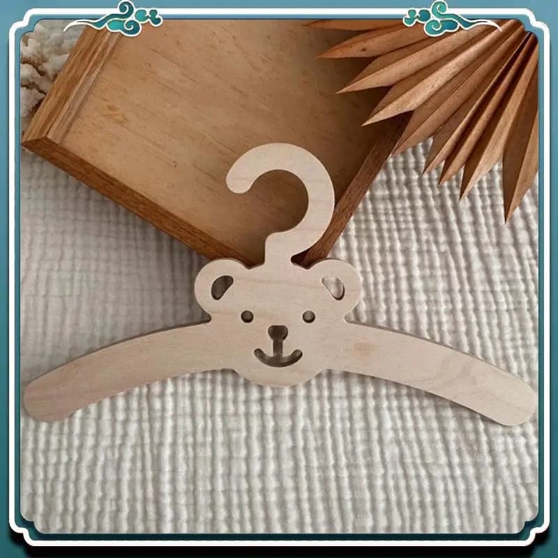 Appendiabiti da parete in legno stile nordico a forma di nuvola, set da 6 pezzi, per vestiti e abbigliamento per bambini.