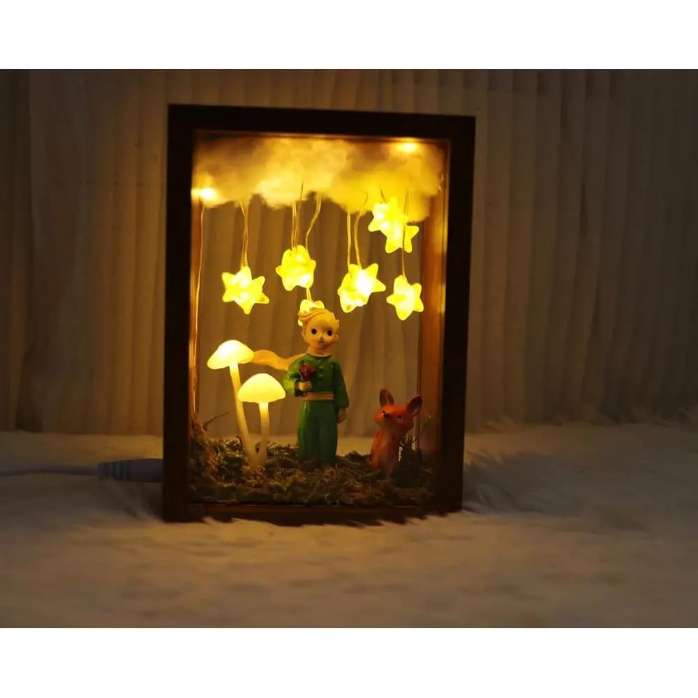 Luce Notturna Soyee del Piccolo Principe da 6 Pollici, Lampada da Tavolo con Piccolo Principe e Fungo, Luce Decorativa Natalizia, Illuminazione da Scrivania, Decorazione per Cameretta