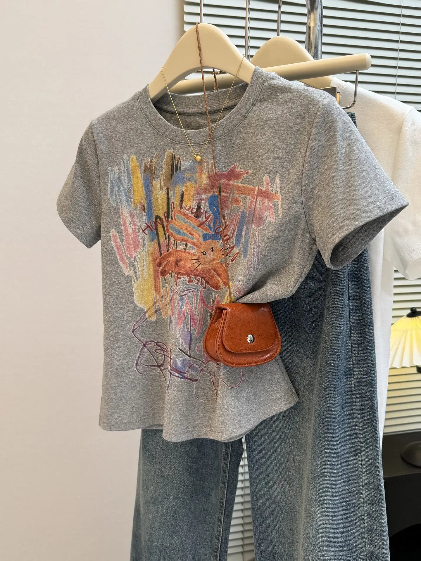 Summer New Women's Slim Fit Short Sleeve T-Shirt Fun Cartoon Style Versatile Short Length Commute Fashion Korean Version