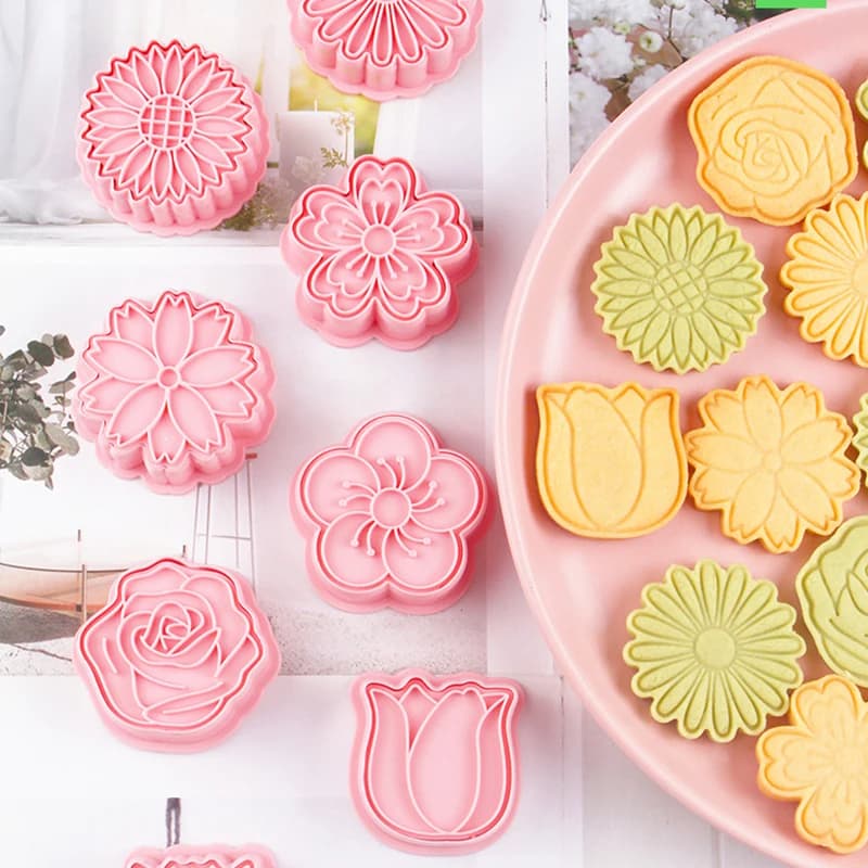 1 scatola 3D Cartoon Animal Cookie Cutter Flower Xmas Tree stampo per cioccolato biscotti stampo da forno compleanno capodanno biscotti accessori