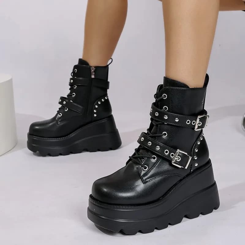 Stivaletti in Pelle da Donna, Nuova Collezione Autunno Inverno 2026, Scarpe con Punta Tonda e Lacci, Stivali Gotici con Plateau da Motociclista, Cosplay