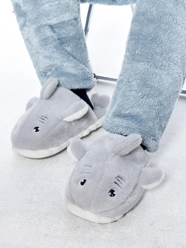 Pantofole in Peluche a Forma di Squalo, Calde e Confortevoli, per Uomo, con Suola Morbida in PVC, Tacco Piatto, Trendy per Giovani