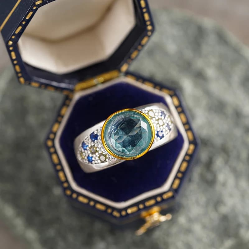 Huitan Vintage Two Tone Light Blue Cubic Zirconia Rings for Women Retro Bohemia Daily Party Lady Finger Rings Luxury Jewelry