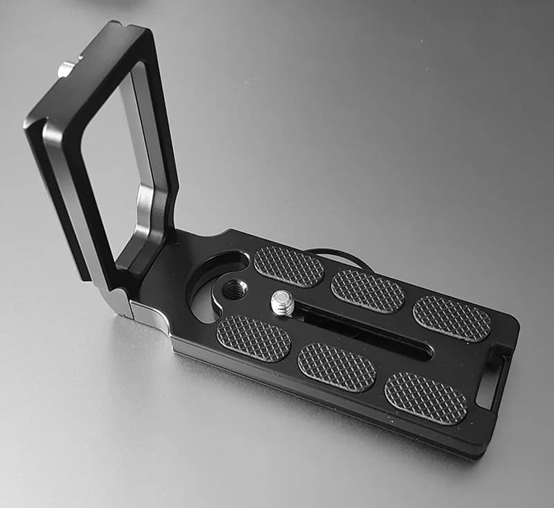 Nuova piastra a sgancio rapido professionale per treppiede e monopiede con testa a sfera, modello MPU-105 L-plate, per accessori 60D 70D 700D 7D 5D 5DII 5DIII
