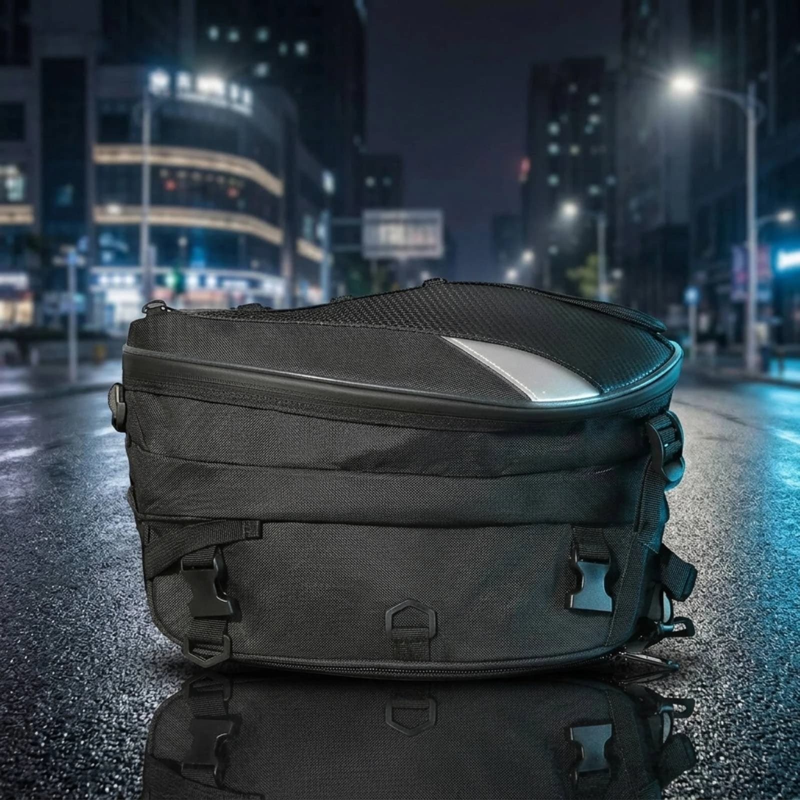 Motorcycle Rear Seat Bag Adjustable Motorcycle Rear Seat Bag with Shoulder Strap Expandable Helmet Carrier Waterproof