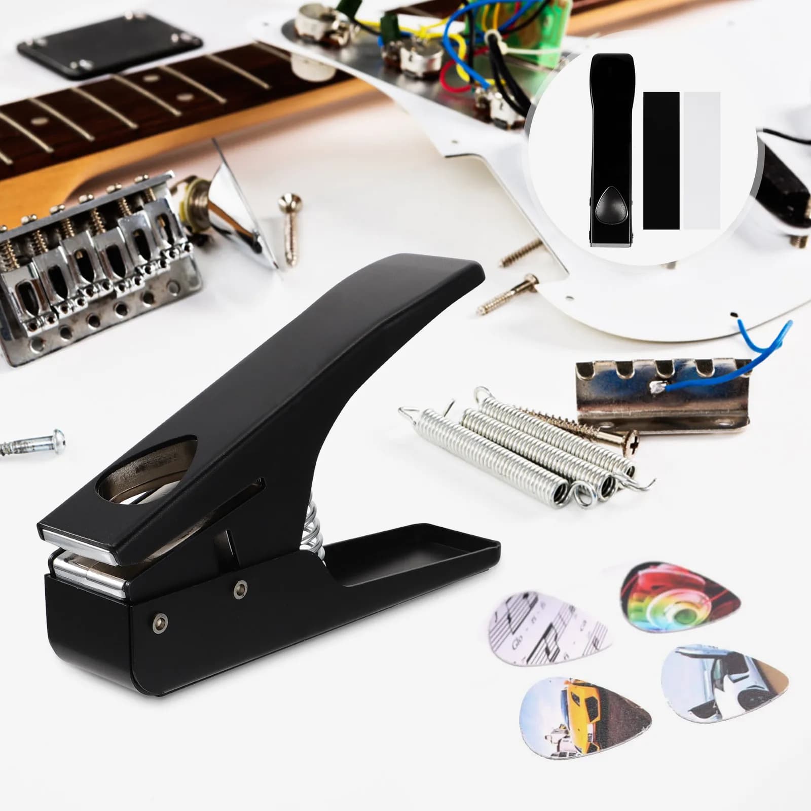 Fustella per plettri per chitarra, strumento portatile in ferro per la creazione fai-da-te di plettri per chitarra, ukulele, basso, con cuscinetto in silicone rinforzato