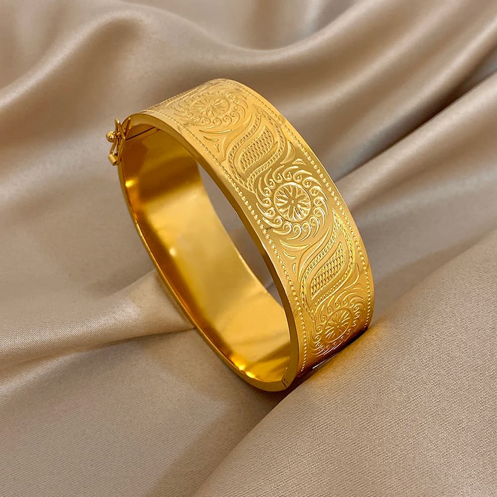 Greatera 60/65mm Retro Sun Print Wide Bracelet Gold Color Non-Fading Exquisite Carving Chunky Stainless Steel Women Cuff Bangle