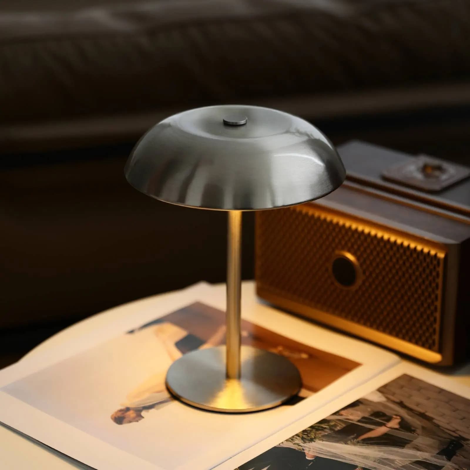 Lampada Ambientale a Forma di Fungo, Portatile e Creativa, Luce Notturna Ricaricabile USB, Illuminazione Decorativa per Casa con Controllo Touch