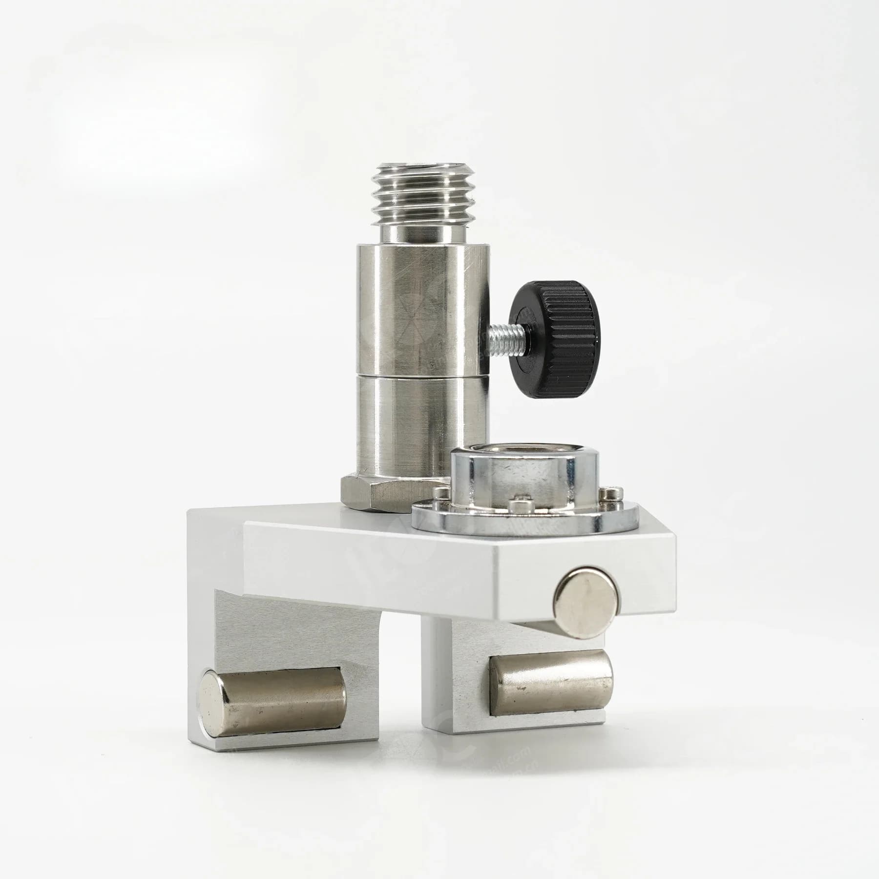 Magnetic rail with 5/8 inch threaded support, prisma base with strong magnet, for rail detection topography