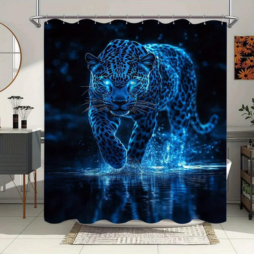 Tenda da doccia leopardata blu eterea - Aura luminosa e occhi penetranti, arte digitale riflettente dell'acqua, arredamento da bagno in poliestere