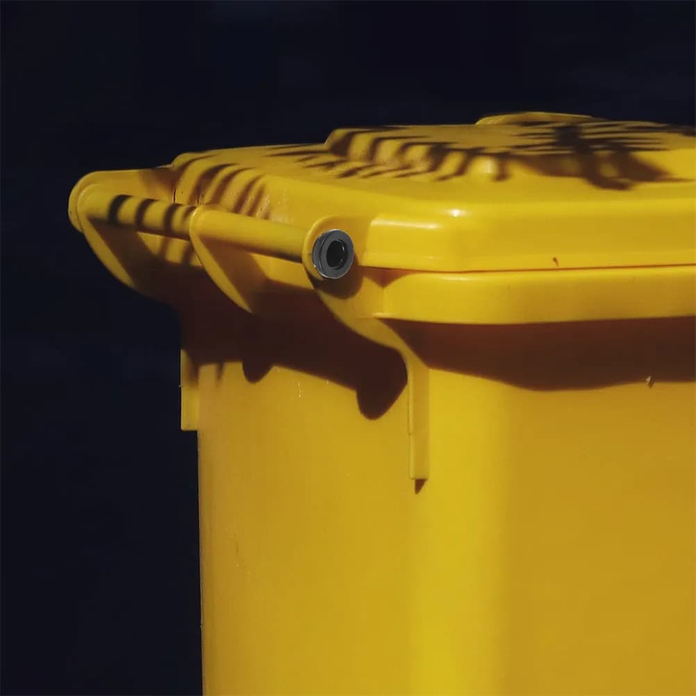 6 Pezzi Tappi Universali in Plastica per Coperchi di Bidoni della Spazzatura, Perni a Cerniera Girevole per Bidoni da Esterno, Giardino, Patio, con Asta di Collegamento per Coperchi