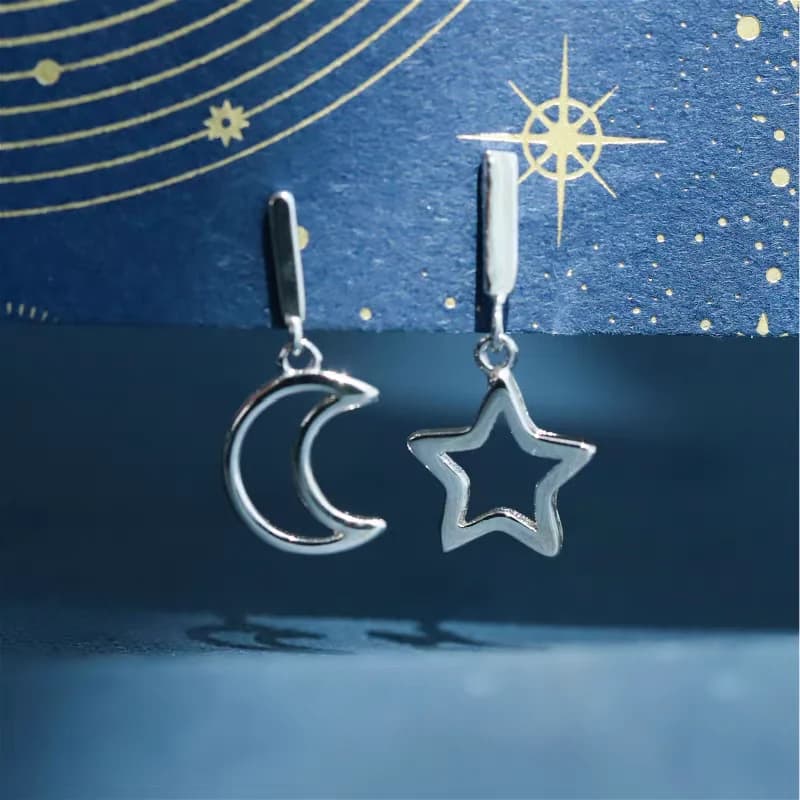 Orecchini a bottone con stella lunare in argento sterling 925, design asimmetrico cavo alla moda, regalo per ragazze, orecchini eleganti per le donne