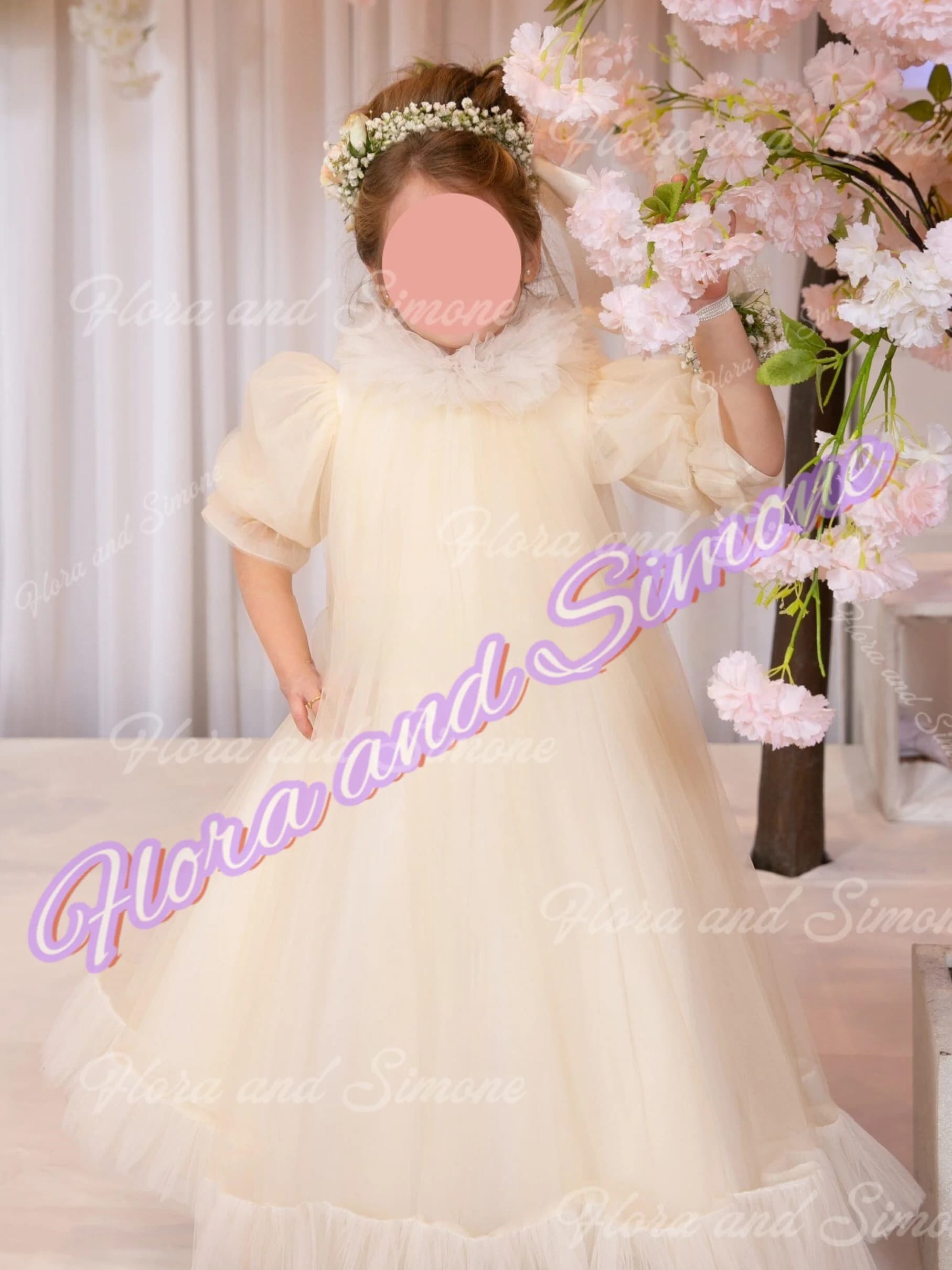 Abiti da prima comunione personalizzati Abito da ragazza di fiori elegante e soffice a maniche corte con collo alto e collo alto, adatto per feste di matrimonio