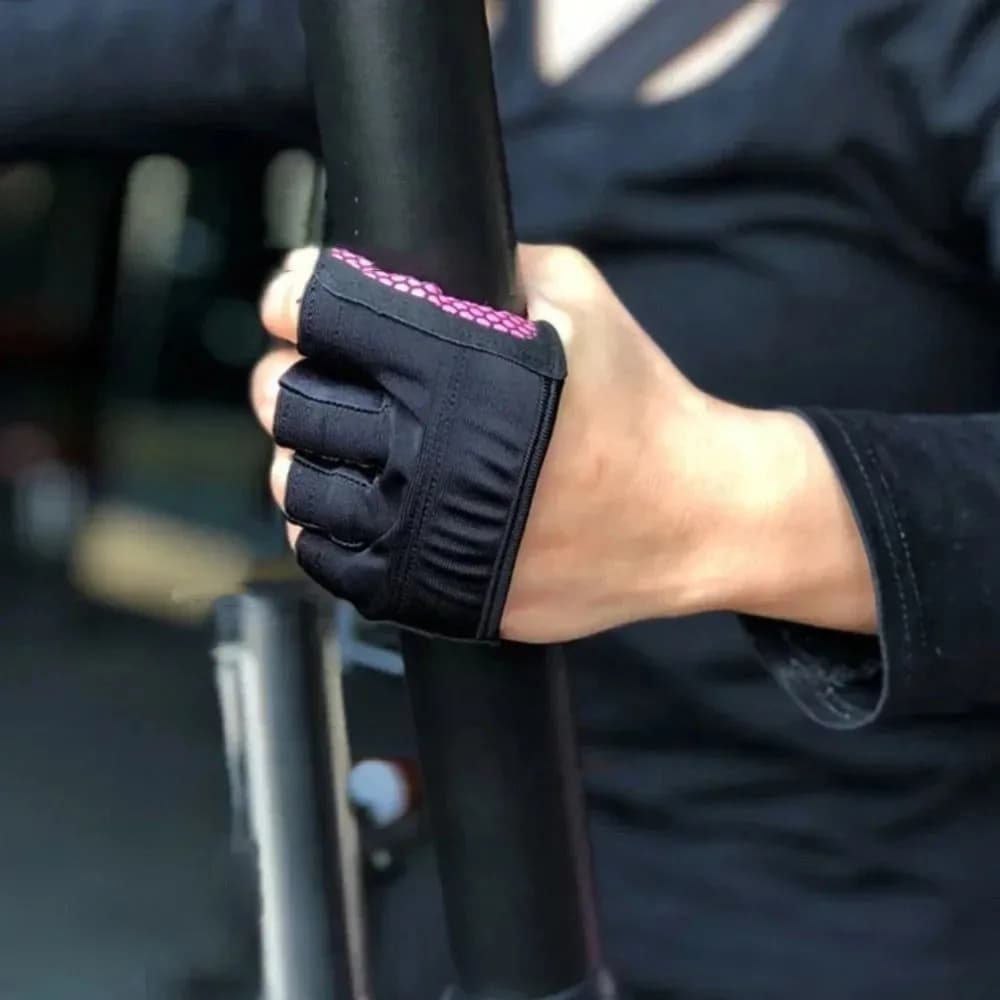 1 paio di guanti da palestra traspiranti a mezze dita, guanti da ciclismo antiscivolo a contrasto di colore, protezioni per il palmo antiurto, guanti da fitness per esercizi