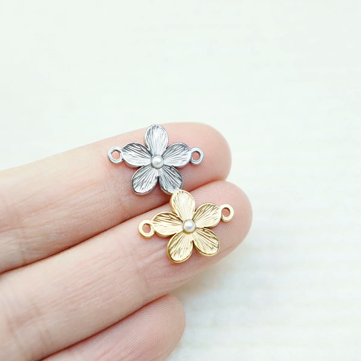 Cast 5pcs Stainless Steel Flower Jewelry Charms Accessory Connector Necklace Hand Making High Quality Vacuum Plated WaterProof