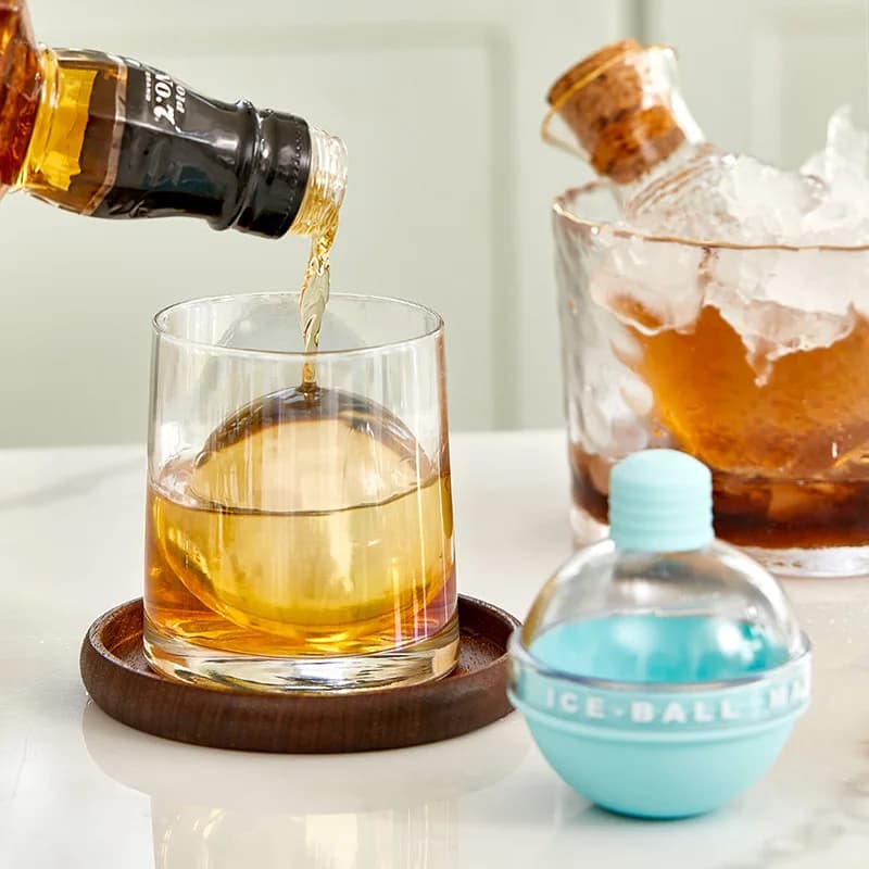 Stampo per hockey su ghiaccio Whisky Griglia per ghiaccio rotonda Lampadina Palla per uso domestico Contenitore per ghiaccio in silicone per uso alimentare Artefatto per cubetti di ghiaccio