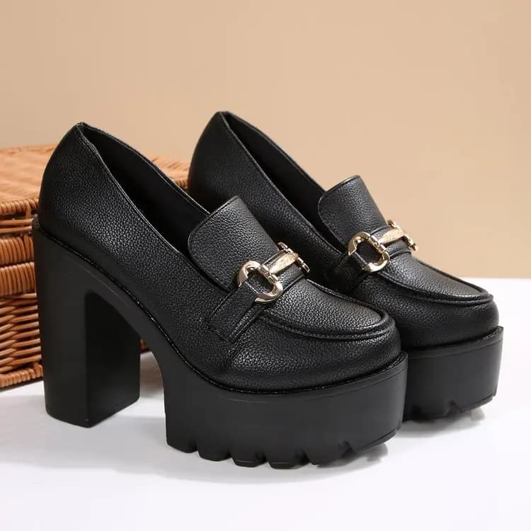 Moda 12 cm Slip on Mocassini con tacco grosso per le donne Piattaforma Tacchi alti Donna Decorazione in metallo Banchetto Party Pumps Zapatos Mujer