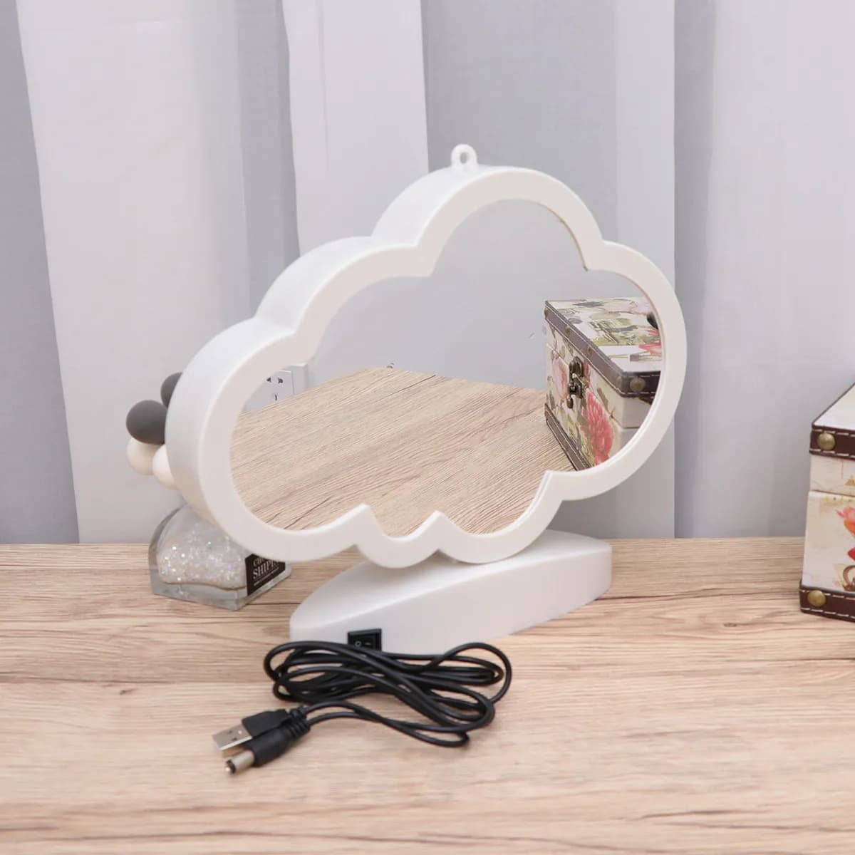 Lampada da Tavolo a LED Creativa a Forma di Nuvola con Doppia Luce USB, Superficie a Specchio 3D, Luce Notturna per Trucco, Decorazione per Matrimoni