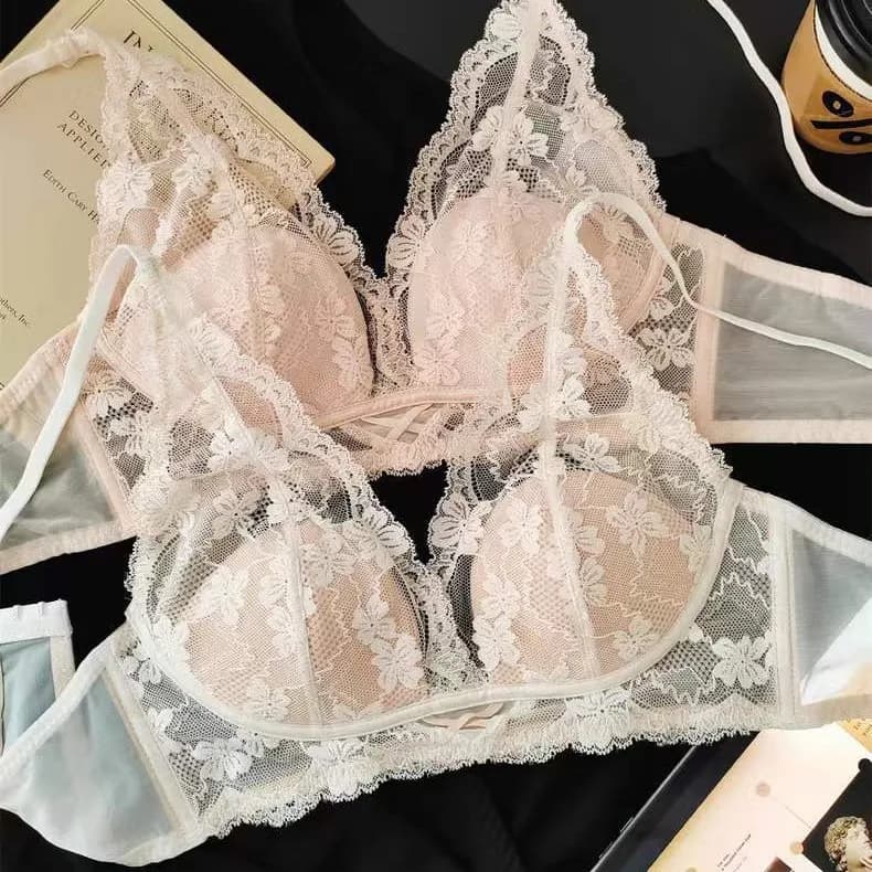 Set di Lingerie in Pizzo Francese per il Giorno - Reggiseno Sexy Arricciato Senza Imbottitura Nuovo Stile per Donne