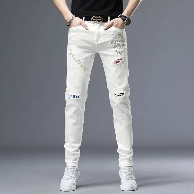 Primavera estate bianco trapano caldo strappato Cowboy stile coreano Streetwear uomo lavato fori di lusso Slim Hip-hop pantaloni Jeans alla moda