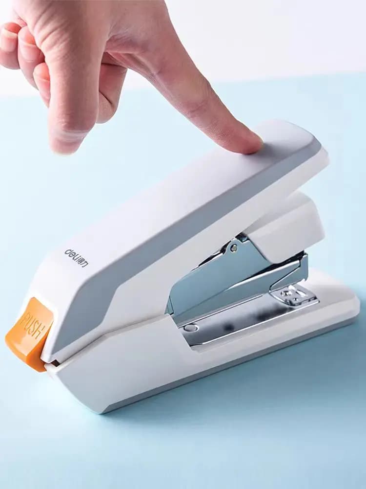 Cucitrice da tavolo Deli senza sforzo, capacità 40 fogli, cucitrice touch con un dito, cucitrice ergonomica resistente e facile da caricare