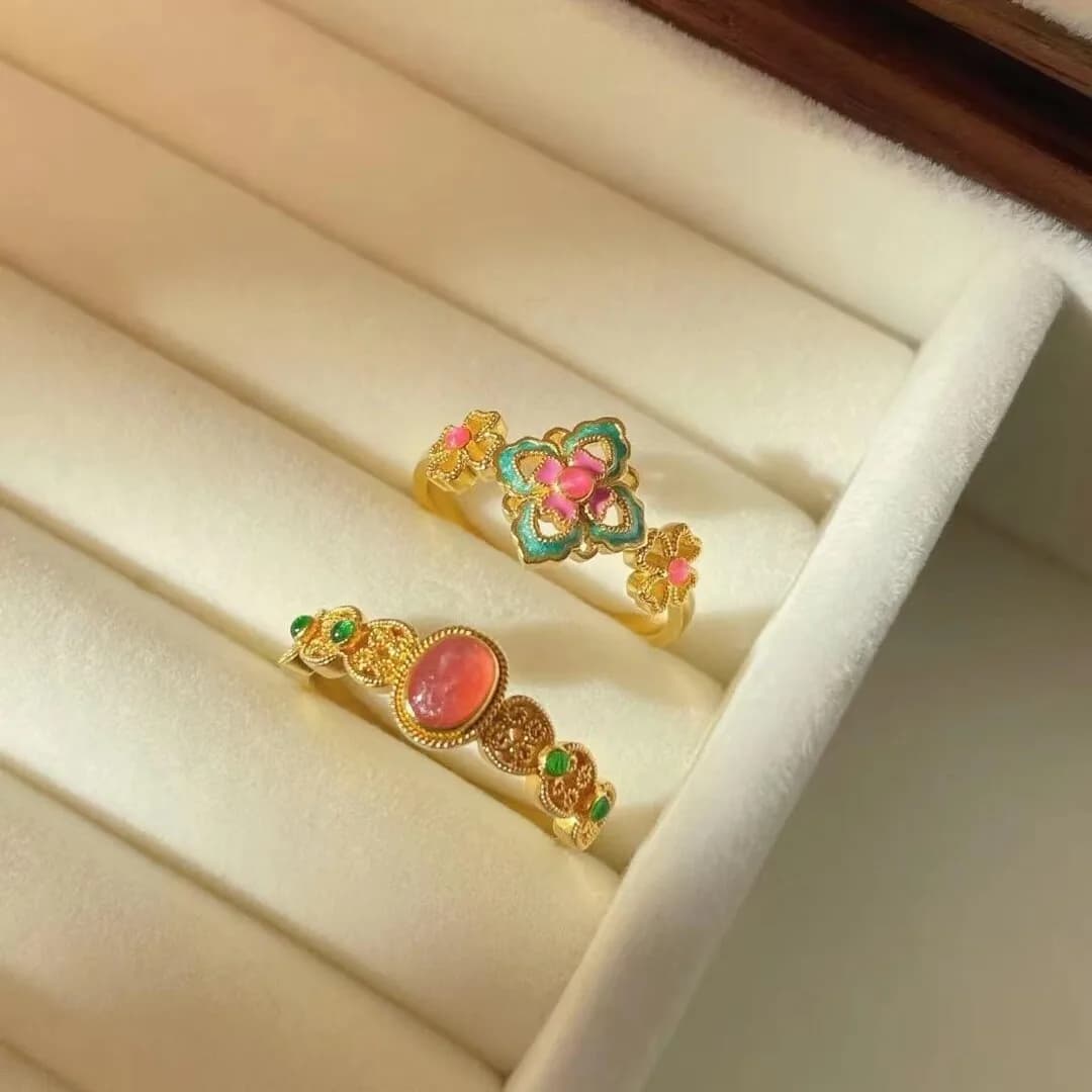 Novità in gioielli in stile cinese smaltati con fiori di ibisco rosa, anelli piccoli ed eleganti per le donne, gioielli di lusso leggeri