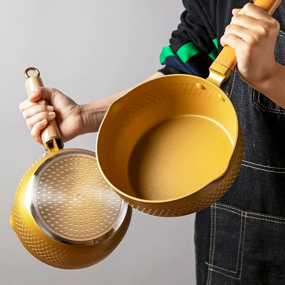 18/20/24 centimetri Oro Zuppa pentola Pentola di Neve Giapponese Padella antiaderente wok manico in legno Casa Salsa Al Latte Cottura Pentole Da Cucina