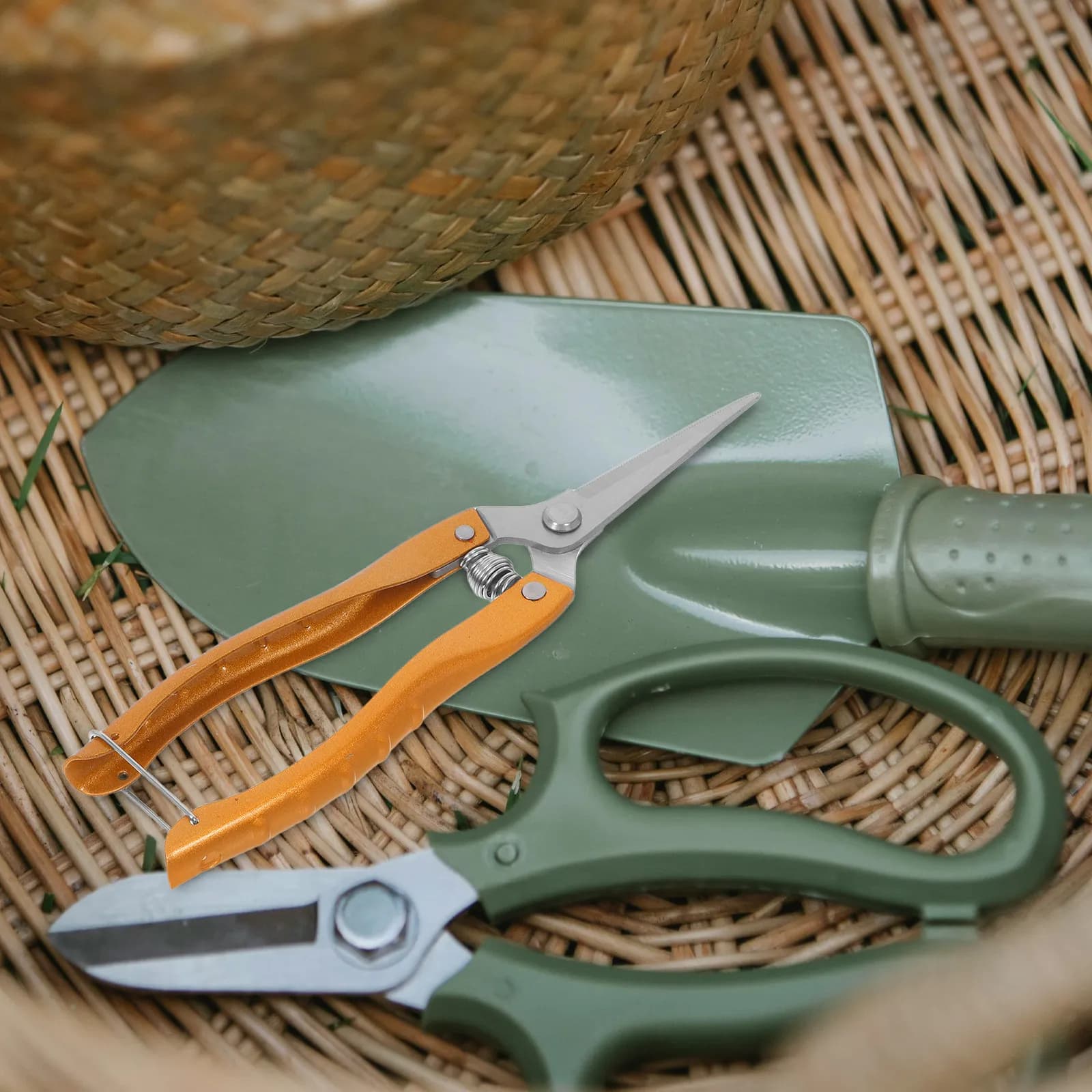 2Pcs Heavy Duty Garden Pruning Shears Professional Sharp Stainless Steel Cutting Blades for Flower Stems Branches Trimming