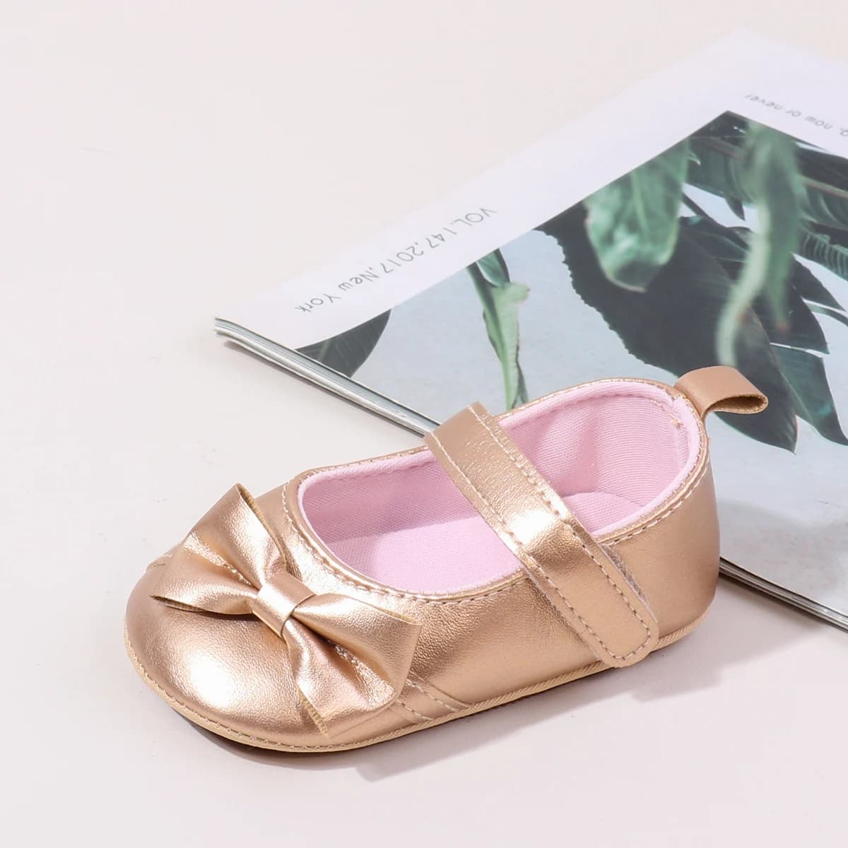 2025 Baby Girl Shoes Cute Bowknot Toe-covered Soft PU Mary Jane Shoes Anti-slip Sole Spring Summer Sandal For 0-18Months