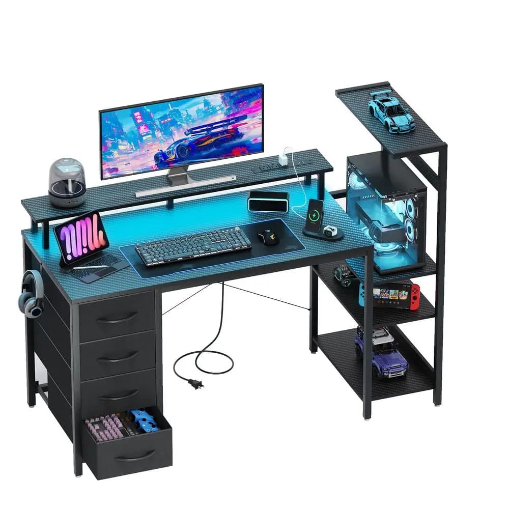 Scrivania da gaming con luci LED e prese di corrente, scrivania per computer con ripiani portaoggetti, cassetti in tessuto, supporto per monitor e lato laterale