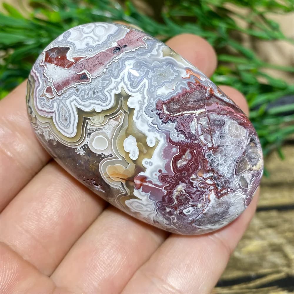 Red Mexican Agate Crystal Quartz Natural Stone Palm Reiki Energy panini craft Minerals Handwork Ball House Decoration Home