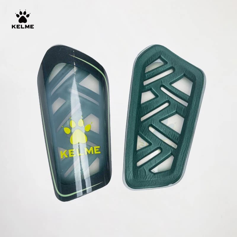 KELME Protezione per le gambe da calcio piccola tavola maschile per adulti equipaggiamento protettivo sportivo per la scuola primaria tavola per inserti per la protezione delle gambe da calcio