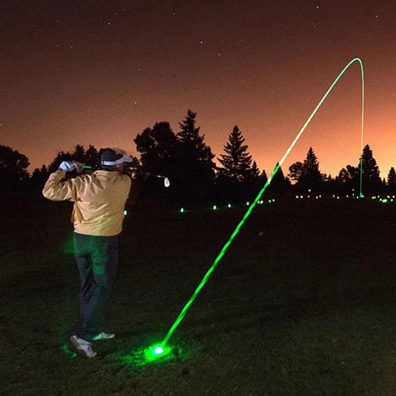 Palline da golf luminose da 1 pezzo Palline luminose per sport notturni Palline da golf fluorescenti che si illuminano al buio Palla luminosa a lunga durata