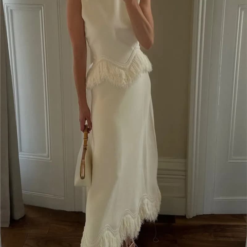 New Elegant Complete Two Pieces with Frange, Top Sleeveless With Round Neck + High Waist Gonna, Women's Outfit Spring-Summer