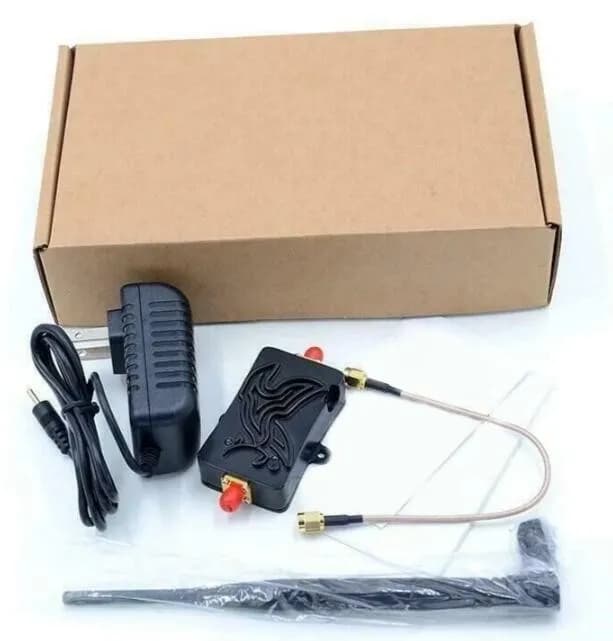 Nuovo Amplificatore di Segnale Wi-Fi 2.4G 4W con Antenna di Potenziamento 36dB 802.11b/g/n BSX242036T2