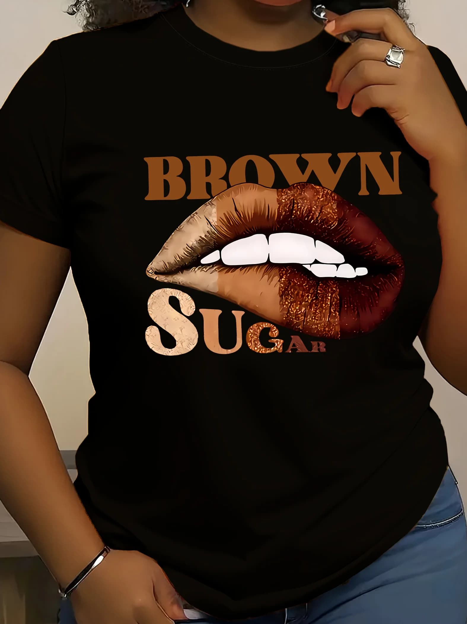 T-shirt da donna con grafica marrone zucchero - T-shirt girocollo casual a maniche corte Top nero con labbra artistiche Design lavabile in lavatrice