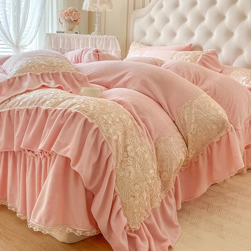 Set Princess Wedding Bedlinen Set with Lace Volant Set warm velvet duvet thickened winter Quilted Bedcover Loyalty 4 pieces