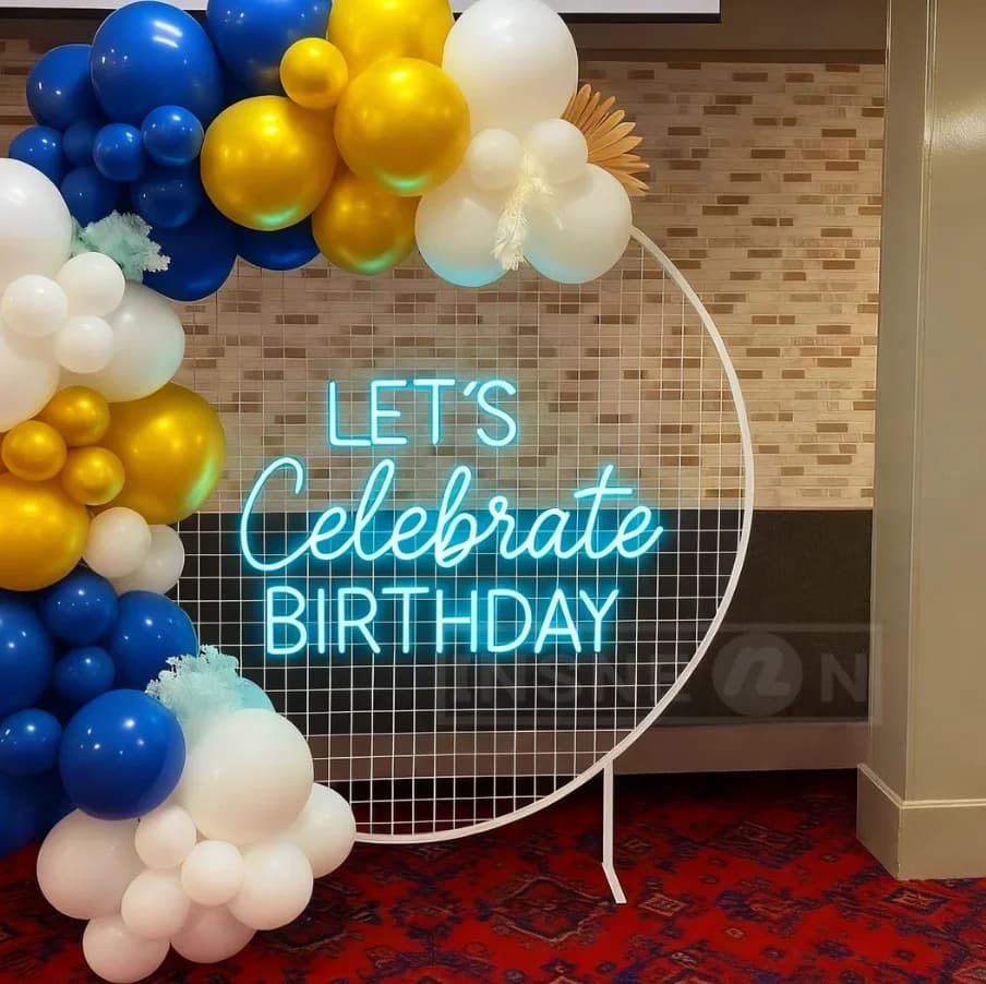 Insegna al Neon Personalizzata 'Buon Compleanno', Segnaletica LED Personalizzata per Feste, Regali Personalizzati, Decorazione Murale, Illuminazione Artistica per Feste