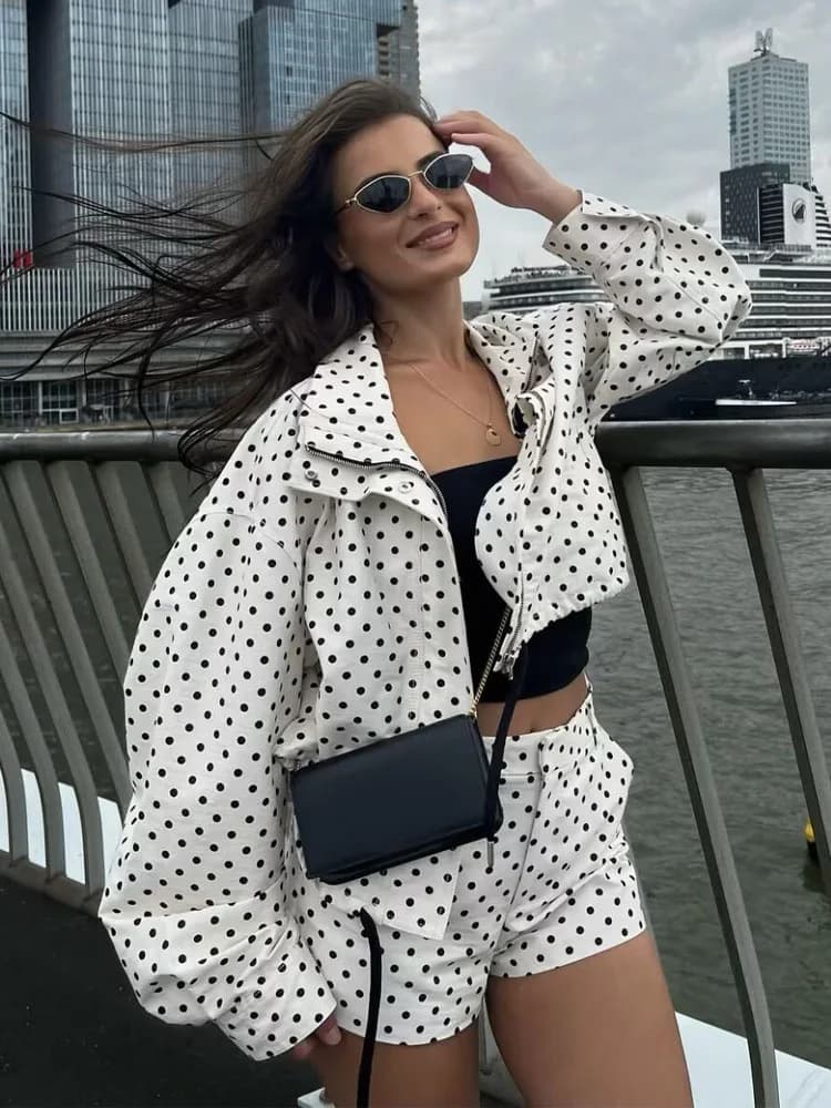 HH Giacca da donna stampata a pois moda maniche lunghe dolcevita cerniera con tasche coulisse cappotti autunnali larghi casual