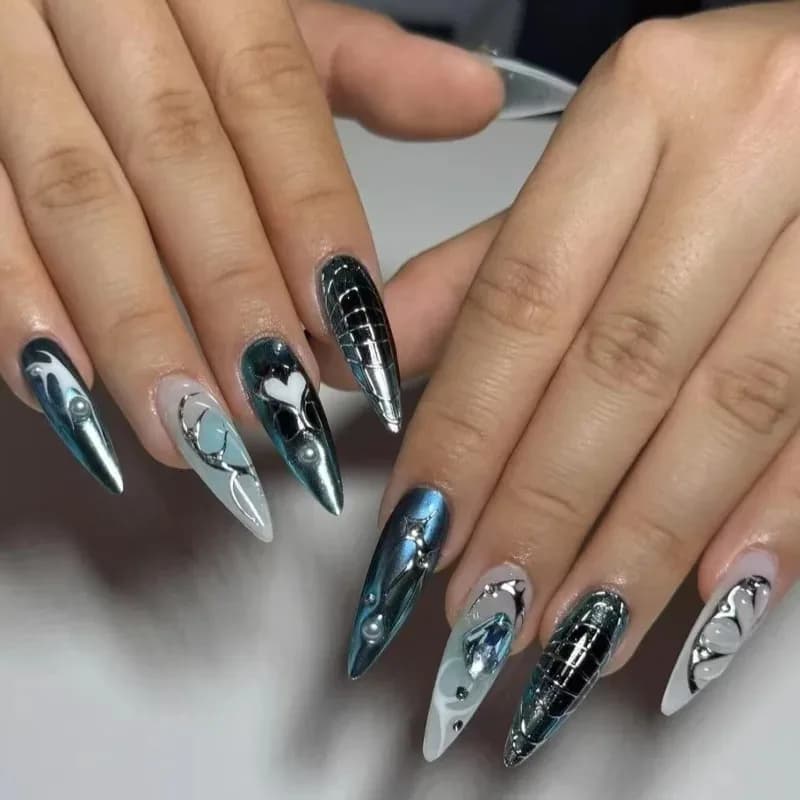 Set di 24 Unghie Finte a Stiletto Blu Metallizzato con Motivo a Stelle Argentate, Unghie Finte Francesi Stile Spice Girls