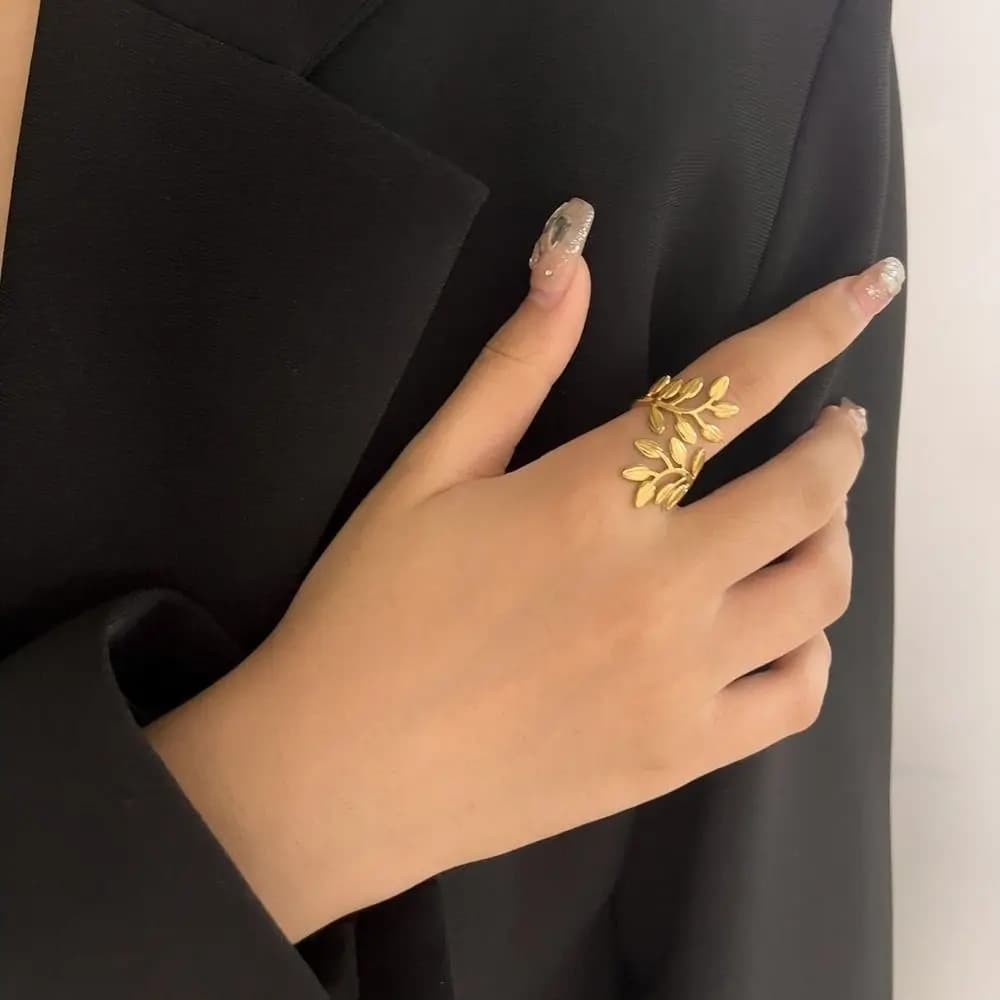 Fashion Light Luxury Leaf Open Rings Stainless Steel Adjustable Branch Leaf Rings Delicate Party Jewelry Accessories Women
