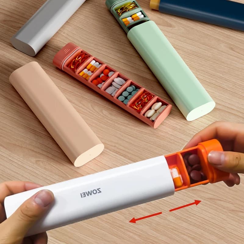 Organizzatore Portatile Settimanale per Pillole a 7 Scomparti, Portapillole da Viaggio a 4 Scomparti per Medicinali, Vitamine, Oli di Pesce o Integratori