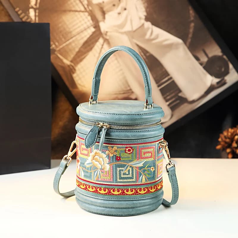 Original Niche Design New High Quality Leather Retro Embroidery Ethnic Wind Bucket Handbag Women's Shoulder Crossbody Bag