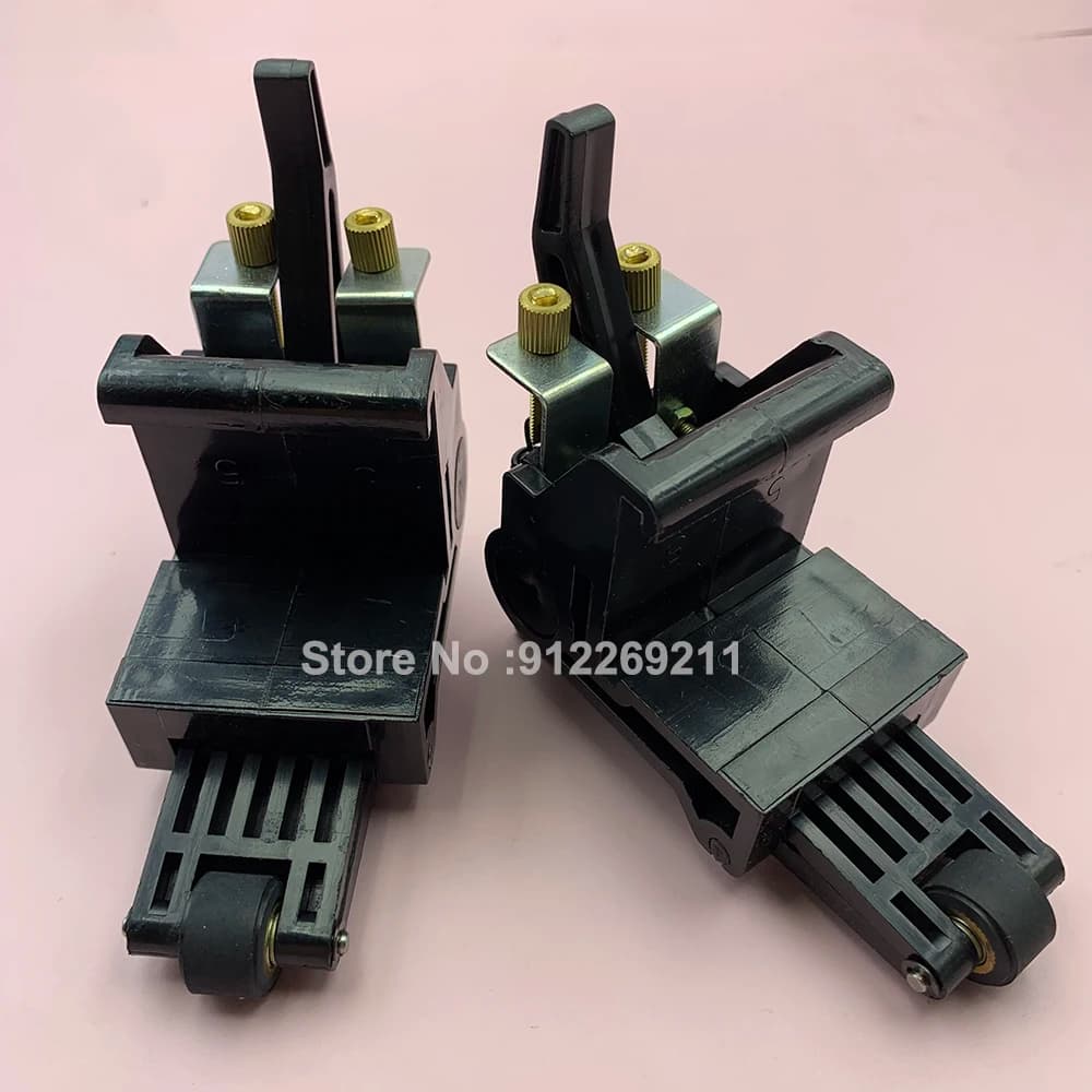 2 pezzi Plotter da taglio per taglierina in vinile gruppo rullo a pressione in carta rullo a pinza in gomma telaio componente Assy per macchina Liyu