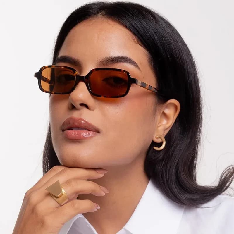 Luxurious RecSunglasses Women Oval Vintage Brand Designer Square Sun Glasses Men Shades Female Eyewear