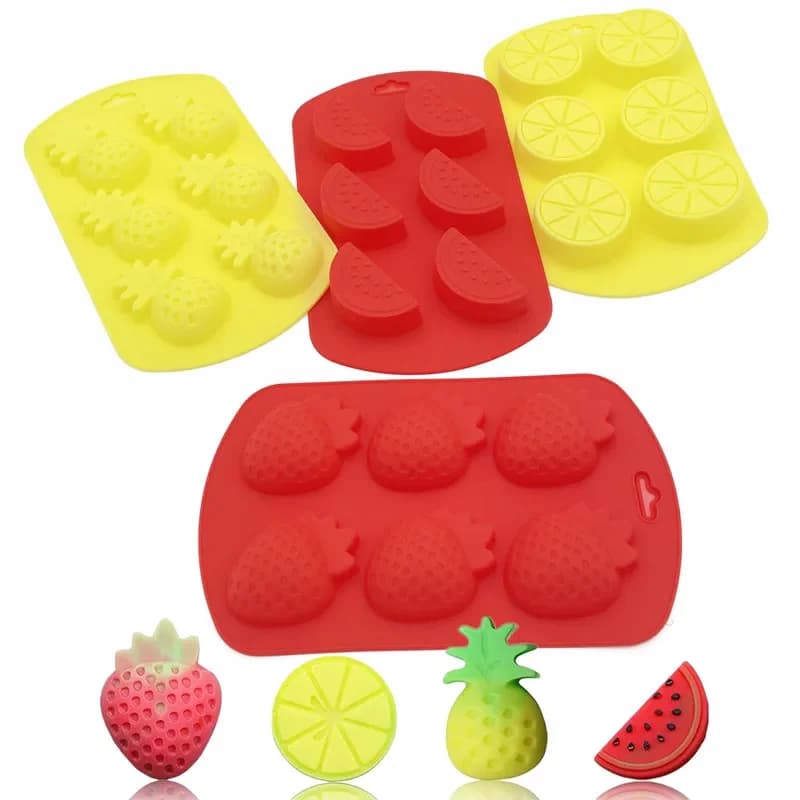 Stampi in Silicone 3D a Forma di Frutta: Ananas, Arancia, Anguria, Fragola - Stampo per Caramelle, Biscotti, Zucchero, Budino, Cioccolato