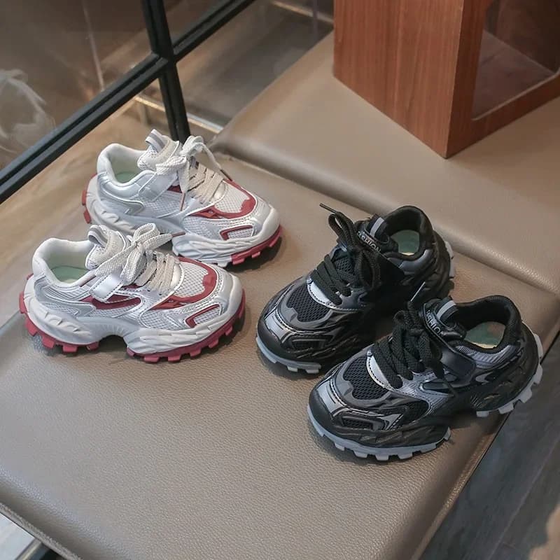 Kids Chunky Rugged Sole Running Trainers Hook and Loop Strap Breathable Mesh Upper Non Slip Outdoor Sports Sneakers Boys Girls