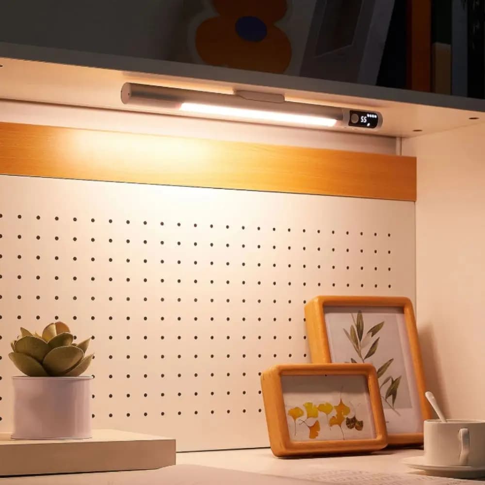Type C Rechargeable Motion Sensor Light Magnetic USB Rechargeable Desk Lamp Motion Sensor LED Display Under Cabinet Lights