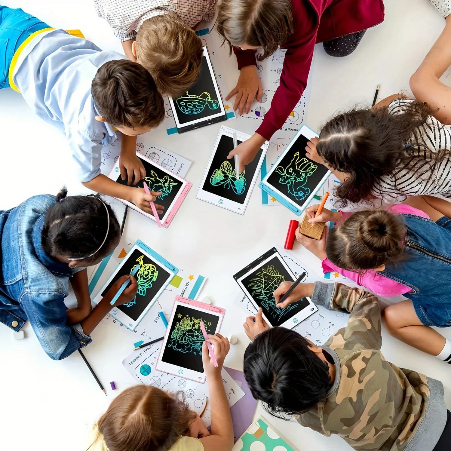 2/4 pezzi tavoletta da scrittura LCD Doodle Pad per bambini tavolo da disegno LCD da 12 pollici tavoletta da scrittura riutilizzabile colorata per regalo giocattolo educativo